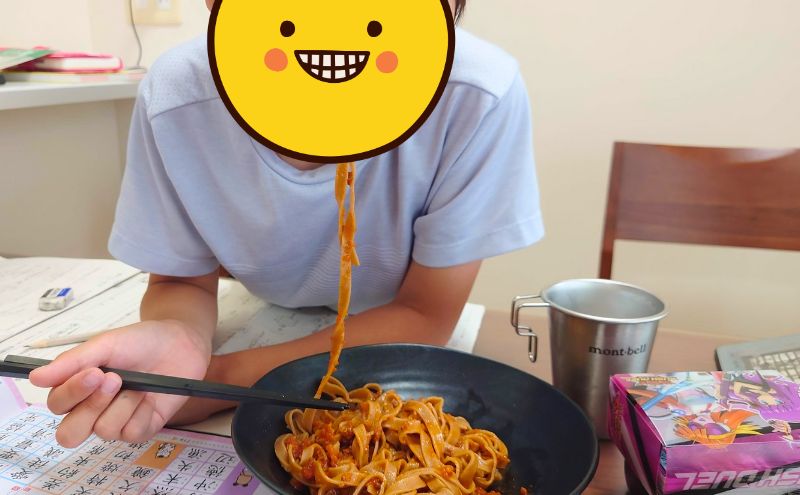 ベースパスタ：ボロネーゼソースは子どもでも食べられる