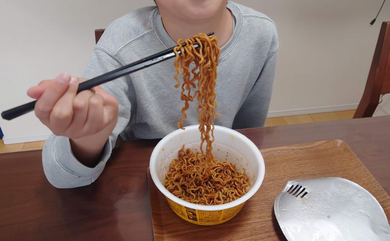 ベースパスタ ソース焼きそば＞子供も食べてみた