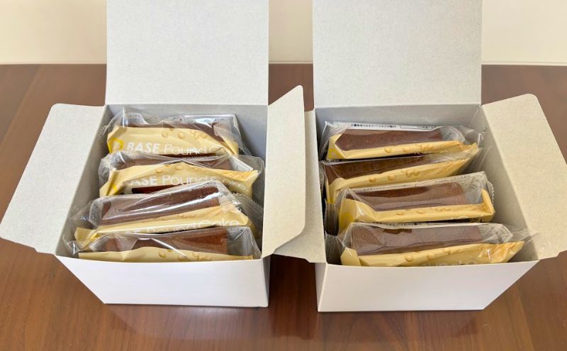 ベースパウンドケーキは4つずつ箱に入っている