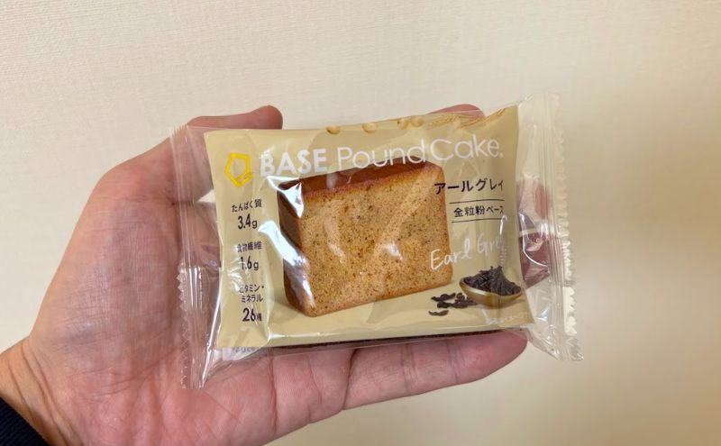 ベースパウンドケーキは手のひらサイズ