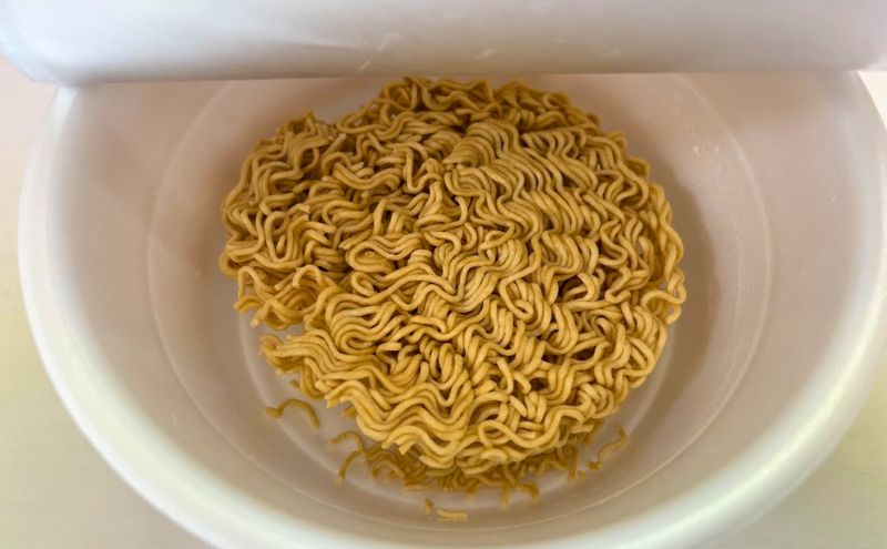 ベース焼きそばの麺