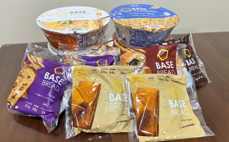 ベースフードの麺とパンを組み合わせたおすすめセットを紹介