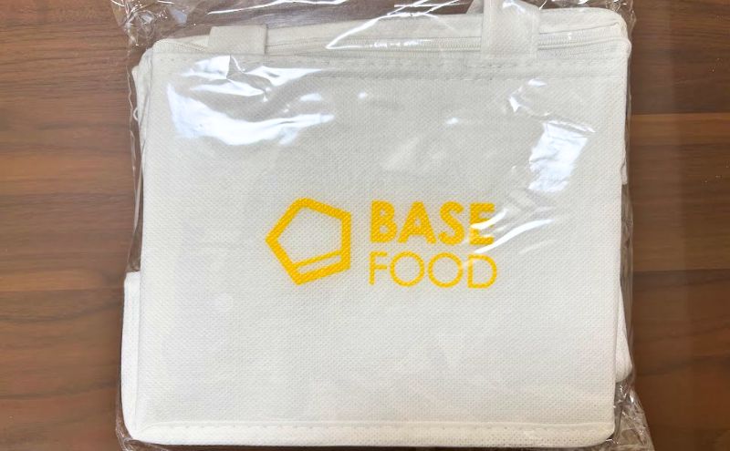 ベースフードのノベルティ＞保冷バッグ