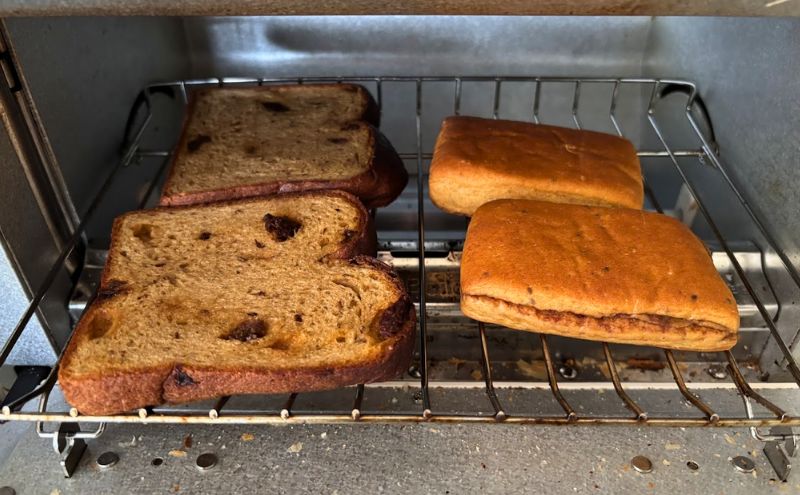 ベースブレッドは全粒粉ベースの低GI食品