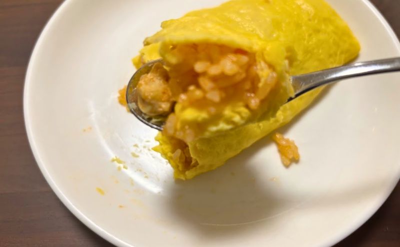 コープデリ500円お試しセット>オムライス:断面