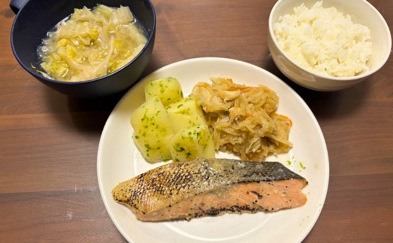 わんまいる健幸ディナー>1食目:北海道産 鮭の西京焼き:全体