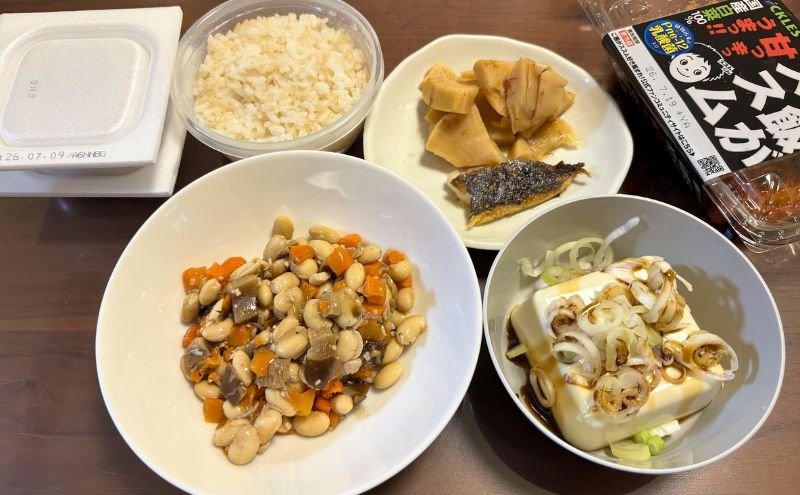 フィットディッシュのちりめんとお豆の煮物のアップ