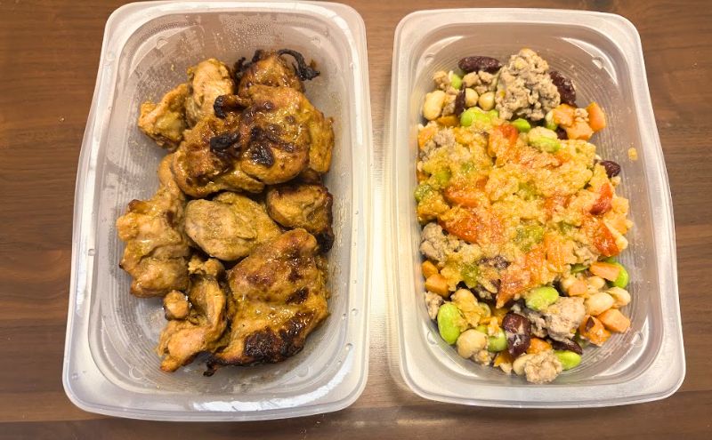 シェフの無添つくりおき:タンドリーチキンとサルササラダの惣菜パック